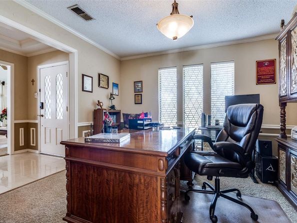 6527  Genstar Lane , Dallas Texas 75252