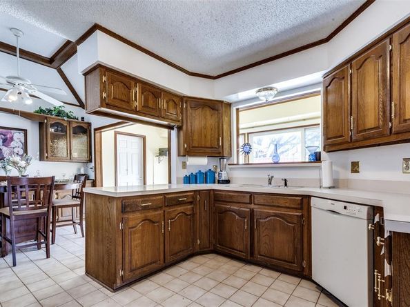 6527  Genstar Lane , Dallas Texas 75252