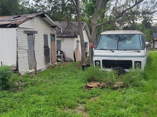 3615  Manitou  , Houston Texas 77013