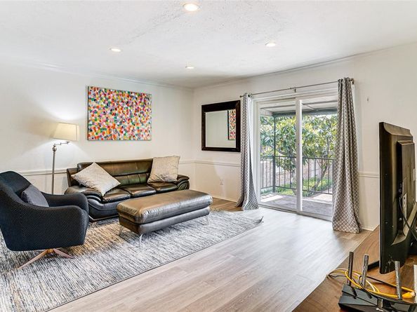 10224  Regal Oaks Drive  D, Dallas Texas 75230