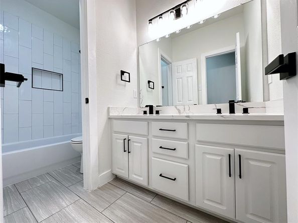 7514  Amesbury Lane , Rowlett Texas 75089