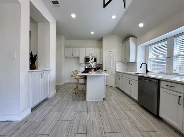 7514  Amesbury Lane , Rowlett Texas 75089