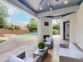 1404  Sylvan Avenue , Dallas Texas 75208