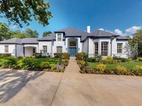 1404  Sylvan Avenue , Dallas Texas 75208
