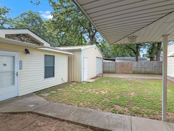2312  Owens Street , Haltom City Texas 76117