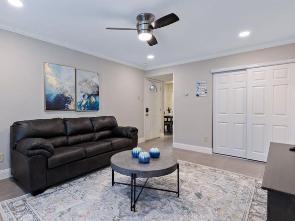 12888  Montfort Drive  130, Dallas Texas 75230
