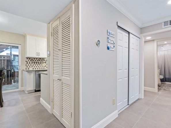 12888  Montfort Drive  130, Dallas Texas 75230
