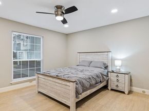12888  Montfort Drive  130, Dallas Texas 75230