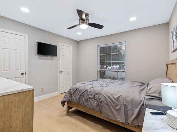 12888  Montfort Drive  130, Dallas Texas 75230