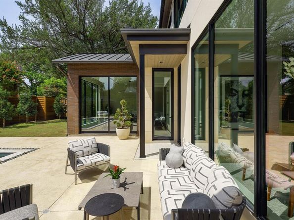 4242  Reaumur Drive , Dallas Texas 75229