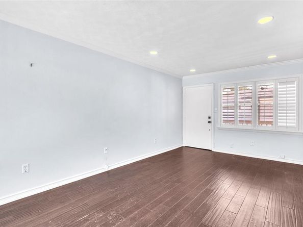 6140  Bandera Avenue , Dallas Texas 75225