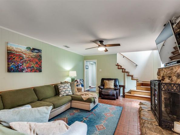 1712  Cripple Creek Drive , Irving Texas 75061