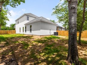 1909  Dillard Street , Fort Worth Texas 76105