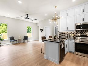 1909  Dillard Street , Fort Worth Texas 76105