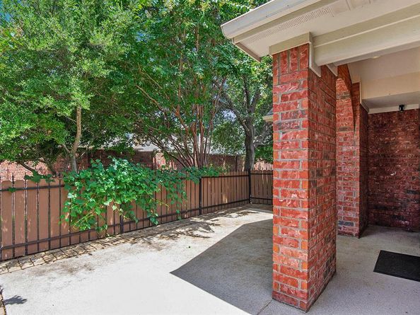 3120  Camellia Rose Drive  312, Fort Worth Texas 76116