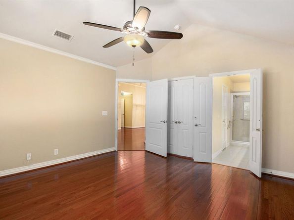 3120  Camellia Rose Drive  312, Fort Worth Texas 76116