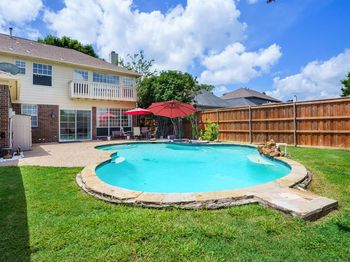 8213  Eagle Drive 