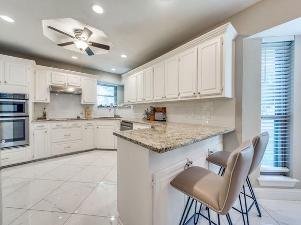 7424  Summitview Drive , Irving Texas 75063