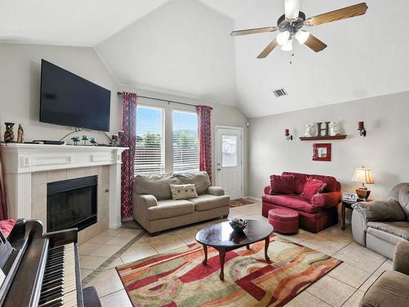 3420  Tommy Watkins Drive , Haltom City Texas 76117