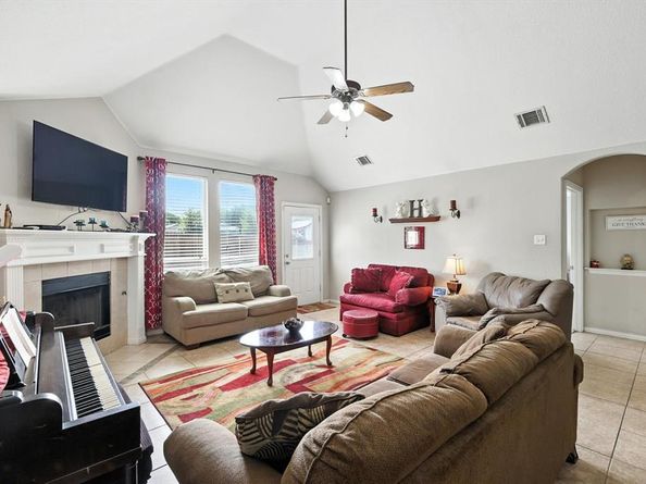 3420  Tommy Watkins Drive , Haltom City Texas 76117