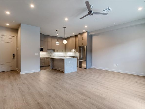 1900 S Ervay Street  316, Dallas Texas 75215