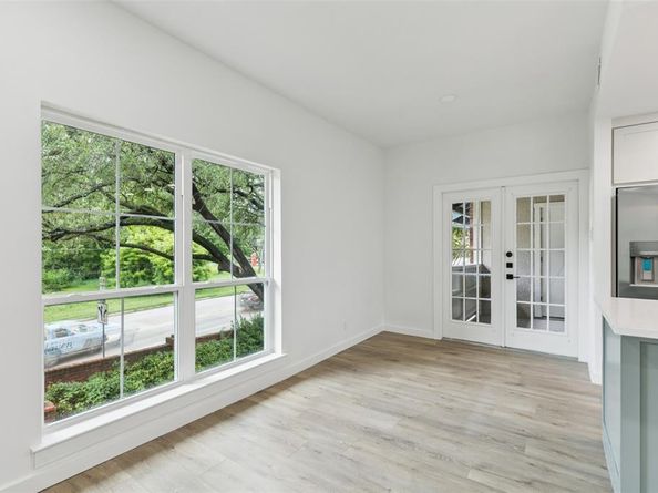8601  Park Lane  121, Dallas Texas 75231