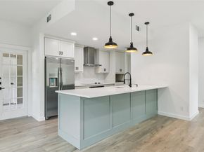 8601  Park Lane  121, Dallas Texas 75231