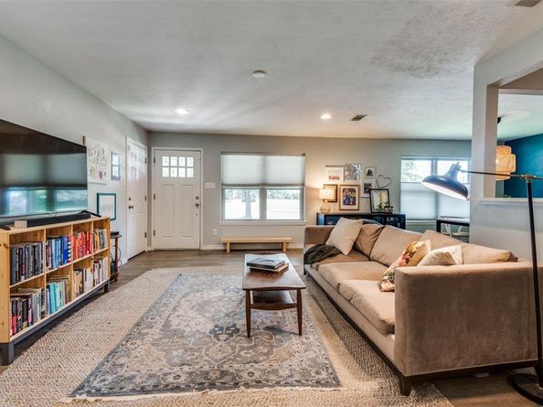906  Elmdale Place , Dallas Texas 75224