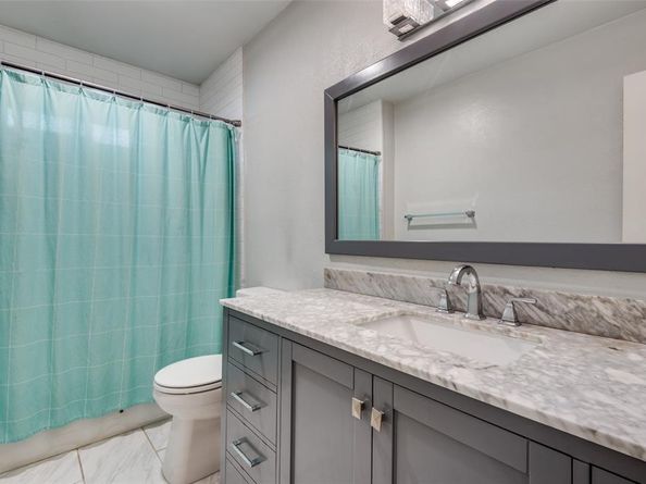 906  Elmdale Place , Dallas Texas 75224