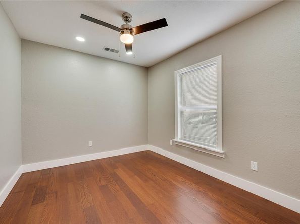 2512  Ryan Avenue , Fort Worth Texas 76110