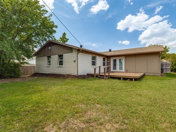 2876  Joanna Drive , Farmers Branch Texas 75234