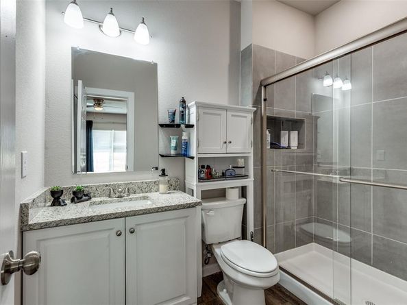 1425  Evans Avenue , Fort Worth Texas 76104