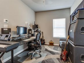 1425  Evans Avenue , Fort Worth Texas 76104