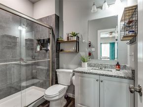 1425  Evans Avenue , Fort Worth Texas 76104