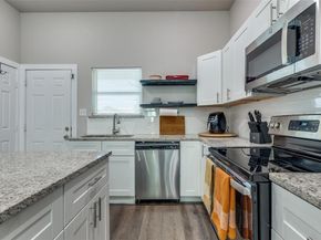 1425  Evans Avenue , Fort Worth Texas 76104