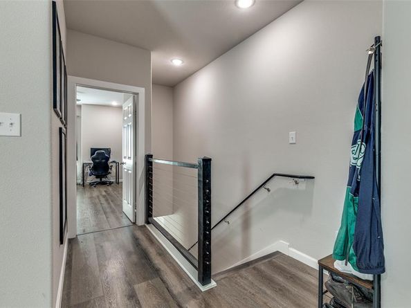 1425  Evans Avenue , Fort Worth Texas 76104