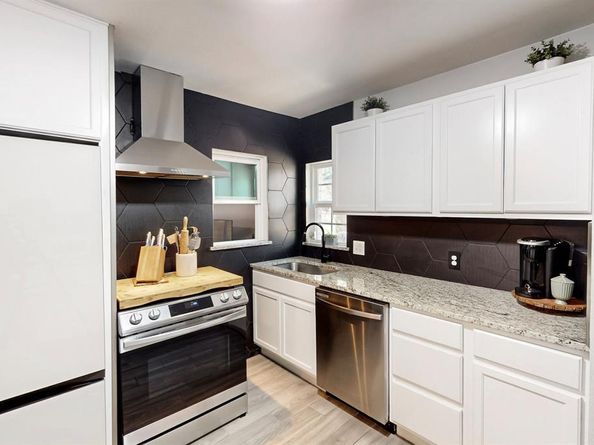 2931  Garapan Drive , Dallas Texas 75224