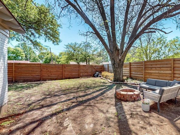 2931  Garapan Drive , Dallas Texas 75224