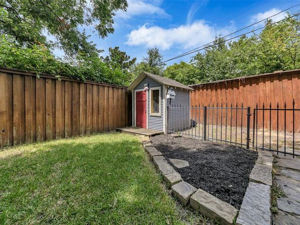 6107  Worth Street , Dallas Texas 75214
