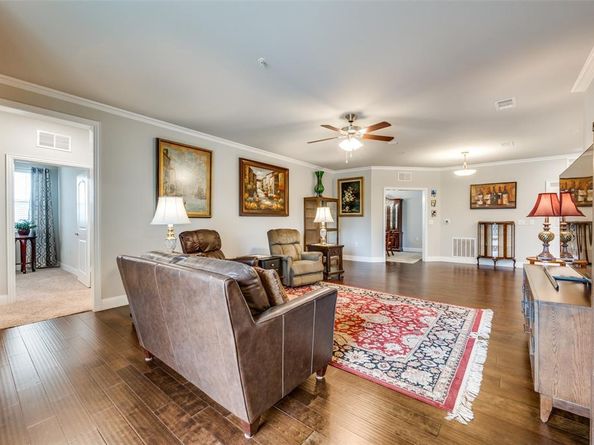 1735  Wittington Place  1207, Farmers Branch Texas 75234