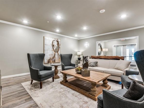 1735  Wittington Place  1207, Farmers Branch Texas 75234