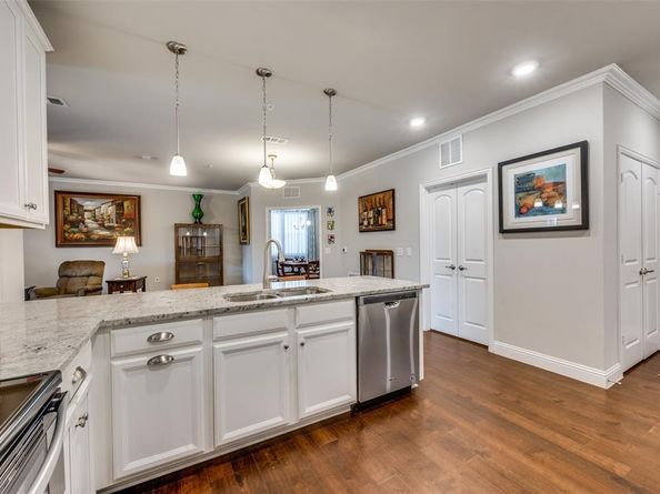1735  Wittington Place  1207, Farmers Branch Texas 75234