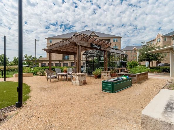 1735  Wittington Place  1207, Farmers Branch Texas 75234