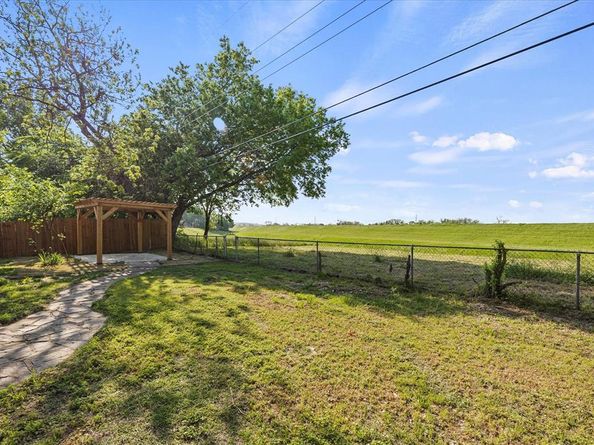 6109  Saint Johns Lane , Fort Worth Texas 76114