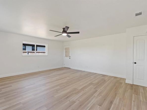 6109  Saint Johns Lane , Fort Worth Texas 76114