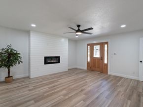 6109  Saint Johns Lane , Fort Worth Texas 76114