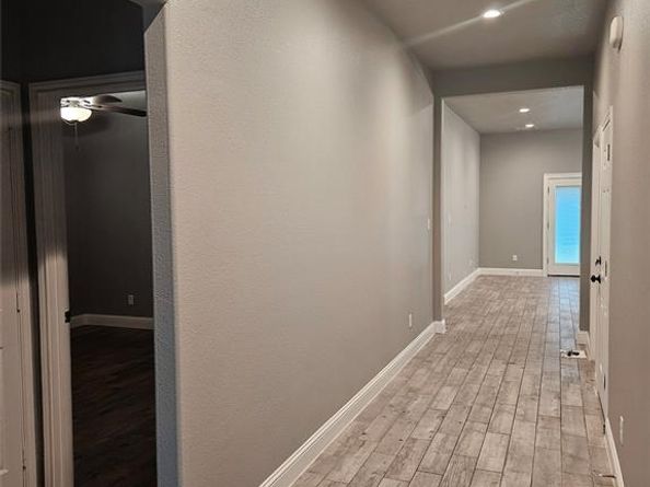 2120  RW Bivens Lane , Fort Worth Texas 76105