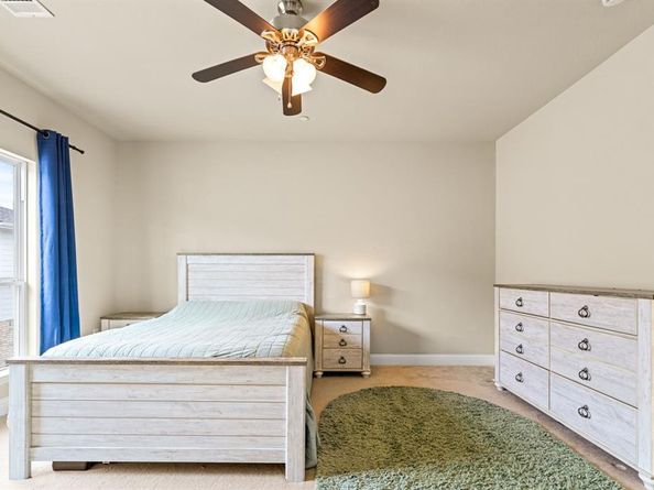 207 S Kealy Avenue , Lewisville Texas 75057