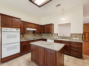 1086  Whispering Glen , Rockwall Texas 75087