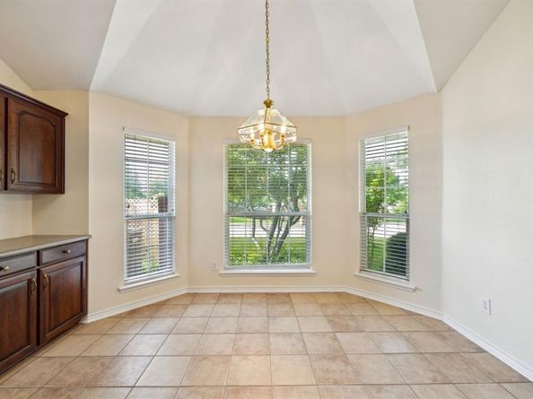 1086  Whispering Glen , Rockwall Texas 75087